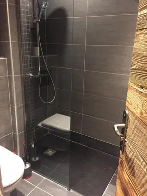 Salle de bains dans l'établissement L'Appart de l'Arche