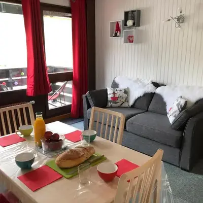Studio 3 Étoiles avec Balcon Sud/Ouest - WIFI Gratuit - FR-1-449-165
