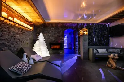 Coin salon dans l'établissement Club Alpina - Champagny-en-Vanoise
