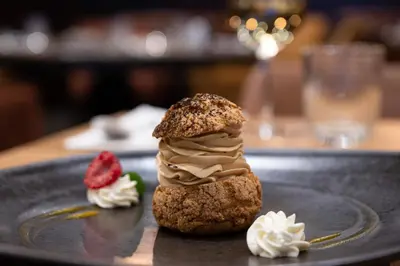 Nourriture dans l'hôtel ou à proximité