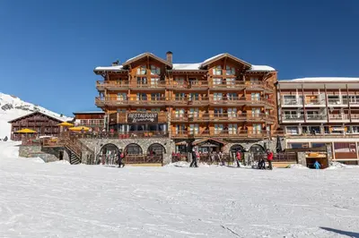 L'établissement Hôtel Le Levanna by Les Etincelles en hiver