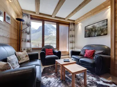 Vue générale sur la montagne ou vue sur la montagne depuis l'appartement