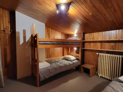 Un ou plusieurs lits dans un hébergement de l'établissement Appartement 2 pièces sud-ouest, ski aux pieds à Tignes - FR-1-449-174