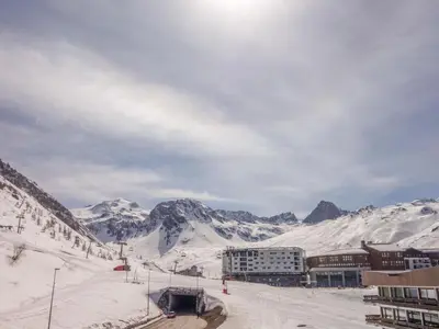 Vue générale sur la montagne ou vue sur la montagne depuis l'appartement