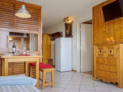 Cuisine ou kitchenette dans l'établissement Apartment Platières-4 by Interhome