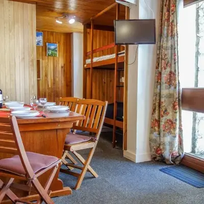 Studio Le 2100 A et B - Lavachet-8 by Interhome