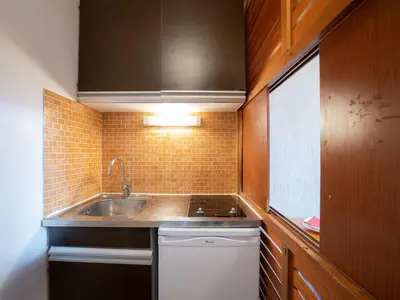 Cuisine ou kitchenette dans l'établissement Apartment Les Grandes Platières II by Interhome