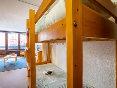 Un ou plusieurs lits dans un hébergement de l'établissement Apartment Les Grandes Platières II by Interhome