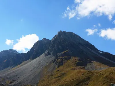 Vue générale sur la montagne ou vue sur la montagne depuis l'appartement