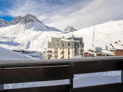 Vue générale sur la montagne ou vue sur la montagne depuis l'appartement