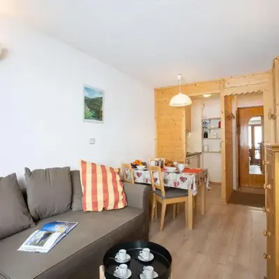 Apartment Le Hameau du Borsat - Val Claret-1 by Interhome
