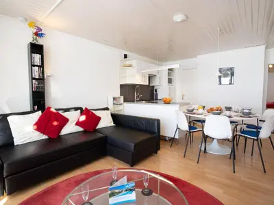 Coin salon dans l'établissement Apartment Neige d'or - Val Claret-2 by Interhome