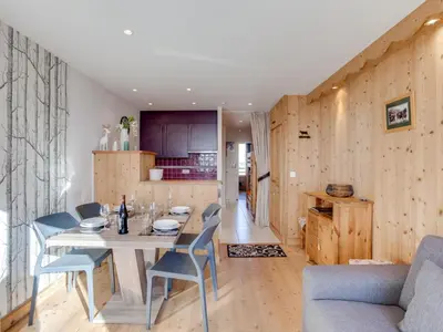 Coin salon dans l'établissement Apartment Le Curling A - Val Claret-12 by Interhome