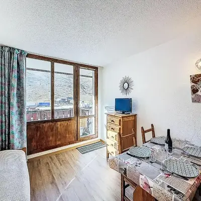 Apartment Rond Point des Pistes - Val Claret-2 by Interhome