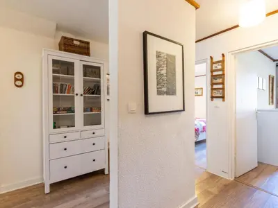 Bibliothèque dans l'appartement