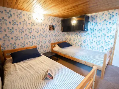 Un ou plusieurs lits dans un hébergement de l'établissement Apartment Le Curling B - Val Claret-22 by Interhome
