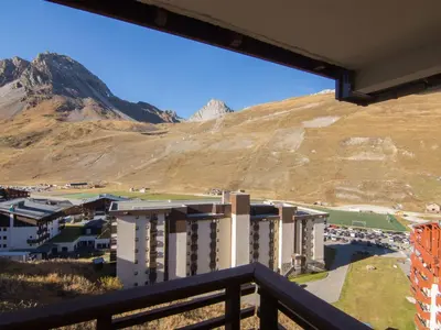 Vue générale sur la montagne ou vue sur la montagne depuis l'appartement