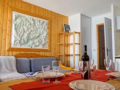 Coin salon dans l'établissement Apartment La Divaria - Le Lac-3 by Interhome