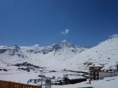 Vue générale sur la montagne ou vue sur la montagne depuis l'appartement