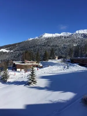 L'établissement LES ARCS 1800 Village du Charvet en hiver
