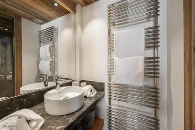 Salle de bains dans l'établissement Appartement Flocon - LES CHALETS COVAREL