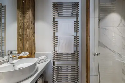 Salle de bains dans l'établissement Appartement Blanchot - LES CHALETS COVAREL