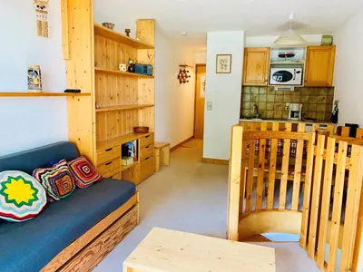 Cuisine ou kitchenette dans l'établissement Duplex lumineux 2 pièces à Val d'Isère, proche pistes - FR-1-411-299