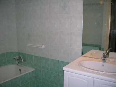 Salle de bains dans l'établissement BOROT