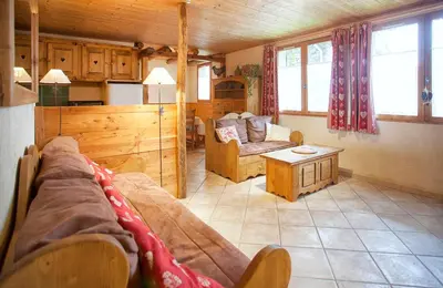 Cuisine ou kitchenette dans l'établissement Chalet la Lauzette