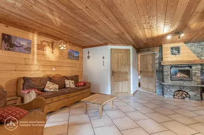 Coin salon dans l'établissement Le chalet d'Emile