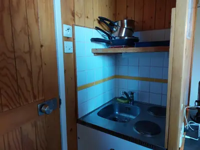 Cuisine ou kitchenette dans l'établissement Studio cosy pour 2 aux Arcs 1800 avec Wifi - FR-1-411-293