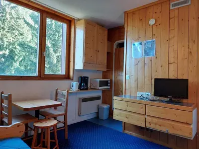 Cuisine ou kitchenette dans l'établissement Studio cosy pour 2 aux Arcs 1800 avec Wifi - FR-1-411-293
