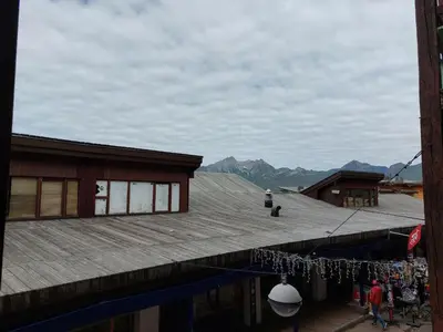 Vue générale sur la montagne ou vue sur la montagne depuis l'appartement