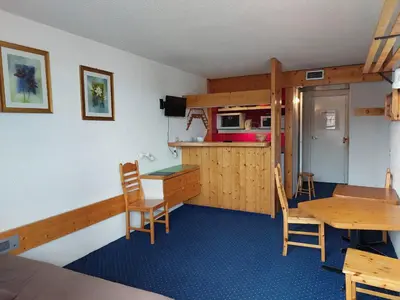Cuisine ou kitchenette dans l'établissement Appartement cosy 2 pièces pour 5 personnes, station Arc 1800, animaux admis - FR-1-411-60