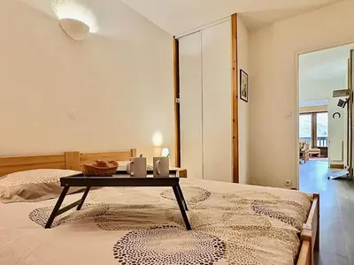 Un ou plusieurs lits dans un hébergement de l'établissement Appartement 3 pièces, 8 pers, ski aux pieds, proche commerces à Tignes - FR-1-411-305