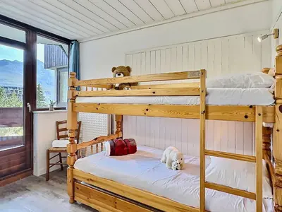 Un ou plusieurs lits dans un hébergement de l'établissement Appartement 4 pièces pour 8 pers. à Tignes, proche pistes, animaux acceptés - FR-1-411-313