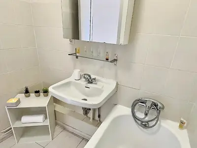 Salle de bains dans l'établissement Appartement 4 pièces pour 8 pers. à Tignes, proche pistes, animaux acceptés - FR-1-411-313
