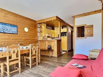 Cuisine ou kitchenette dans l'établissement Appartement 3 pièces à Tignes, 8 pers, ski aux pieds, balcon, WIFI - FR-1-411-318