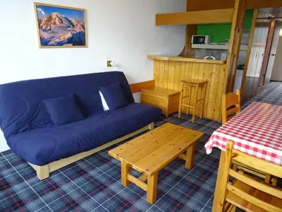 Cuisine ou kitchenette dans l'établissement Studio skis aux pieds, 5 pers., animaux admis – Arc 1800 - FR-1-411-429