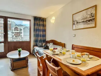 Plan de l'établissement Appartement fonctionnel 4 pers, balcon, parking - Tignes - FR-1-411-464