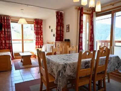 Coin salon dans l'établissement Confortable appartement 3 pièces, 8 pers, animaux admis, Vallandry - FR-1-411-342