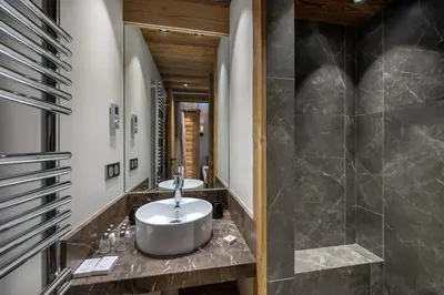Salle de bains dans l'établissement Appartement Fusée - LES CHALETS COVAREL