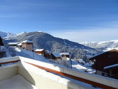 Vue générale sur la montagne ou vue sur la montagne depuis l'appartement