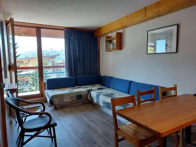 Coin salon dans l'établissement Appartement 2 pièces 6 pers, animaux admis, balcon sud-ouest, proche pistes - FR-1-411-207
