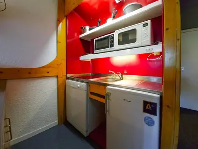 Cuisine ou kitchenette dans l'établissement Appartement 2 pièces 6 pers, animaux admis, wifi, Les Arcs 1800 - FR-1-411-307