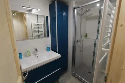 Salle de bains dans l'établissement Le Duplex d'Aussois