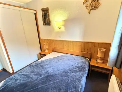 Un ou plusieurs lits dans un hébergement de l'établissement Charmant 2 pièces à Val d'Isère, 6 personnes, parking inclus - FR-1-411-20