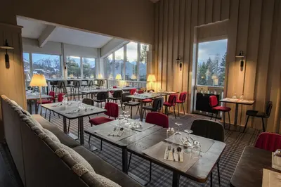 Restaurant ou autre lieu de restauration dans l'établissement Belambra Clubs Arc 1800 - Hôtel Du Golf