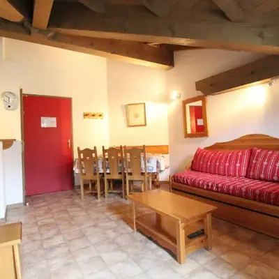 Spacieux appartement 6 pers. au pied des pistes avec parking et WIFI - FR-1-508-129