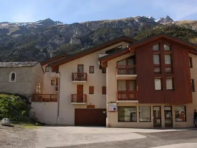 Vue générale sur la montagne ou vue sur la montagne depuis l'appartement